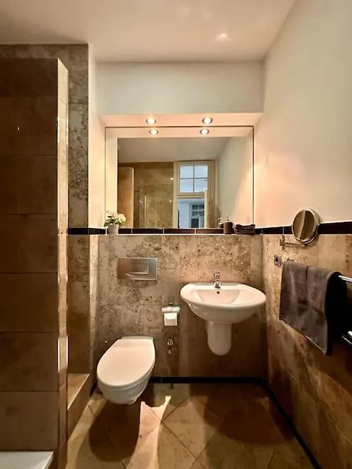Apartment Wohnung In Leipzig